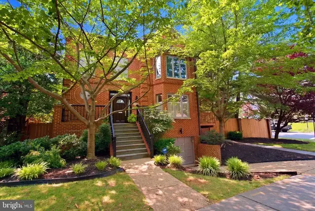 5430 Chevy Chase Parkway Pkwy Nw, Washington