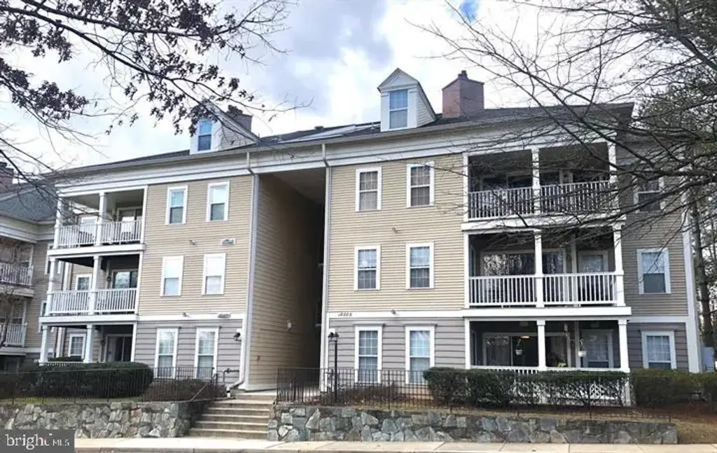 18003 Cloppers Mill Ter #15-i, GERMANTOWN