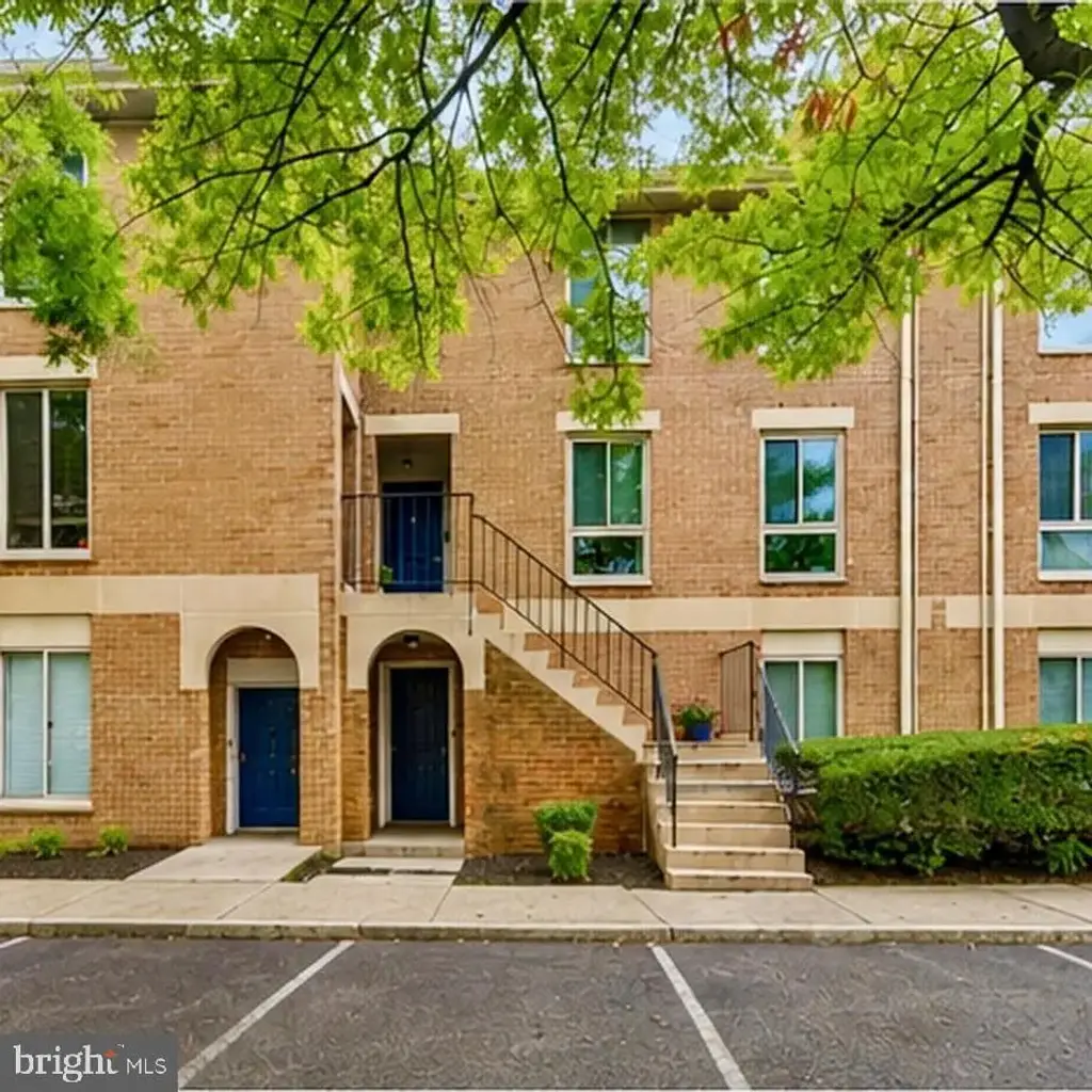 109 W Conway St, BALTIMORE