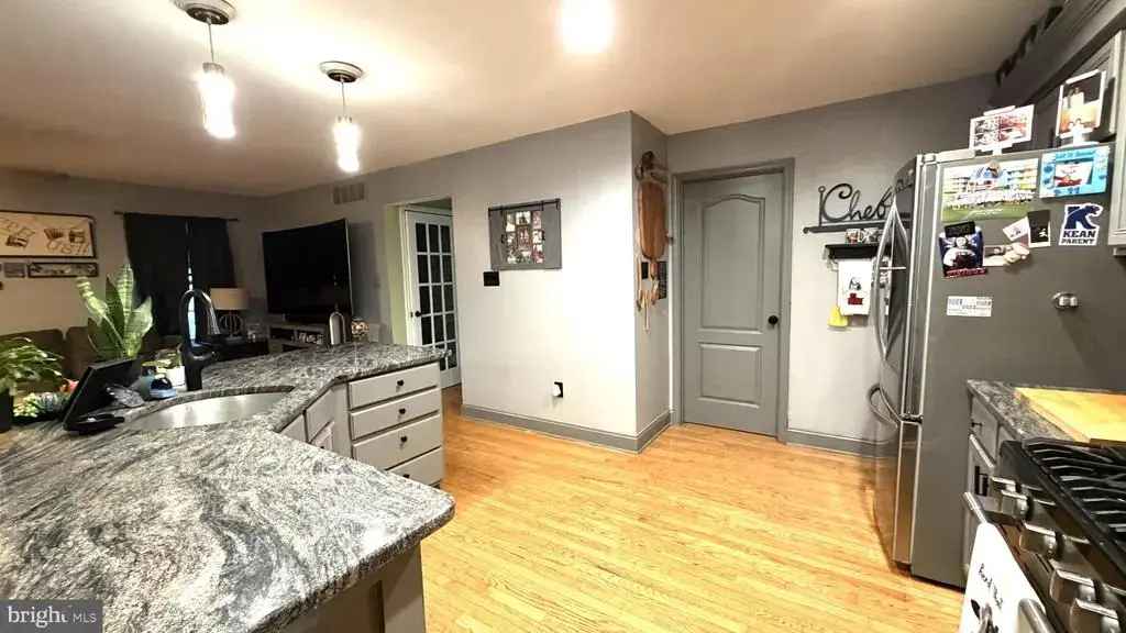 124 Lincoln Ln, BERLIN