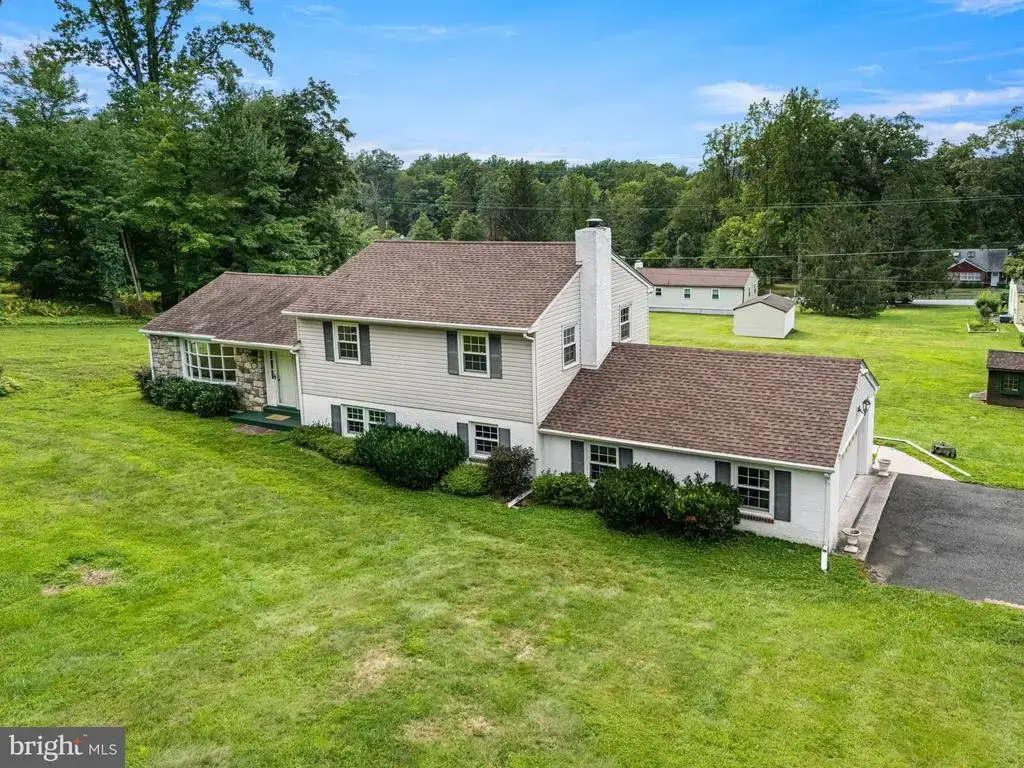 195 Pine Dr, PHOENIXVILLE