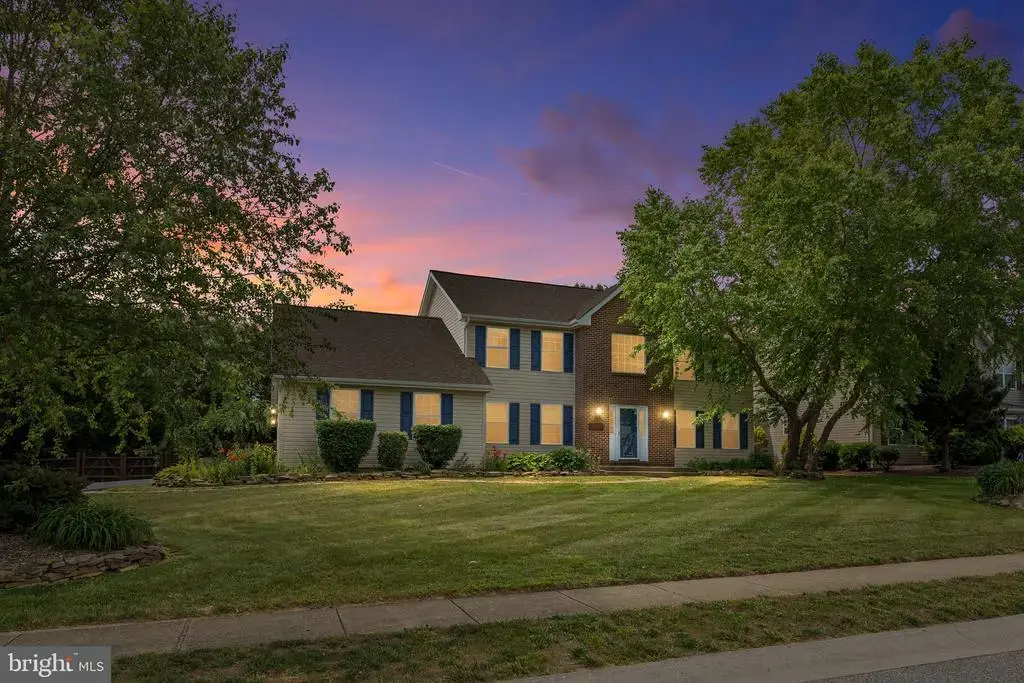 206 W Thomas Ct, MIDDLETOWN