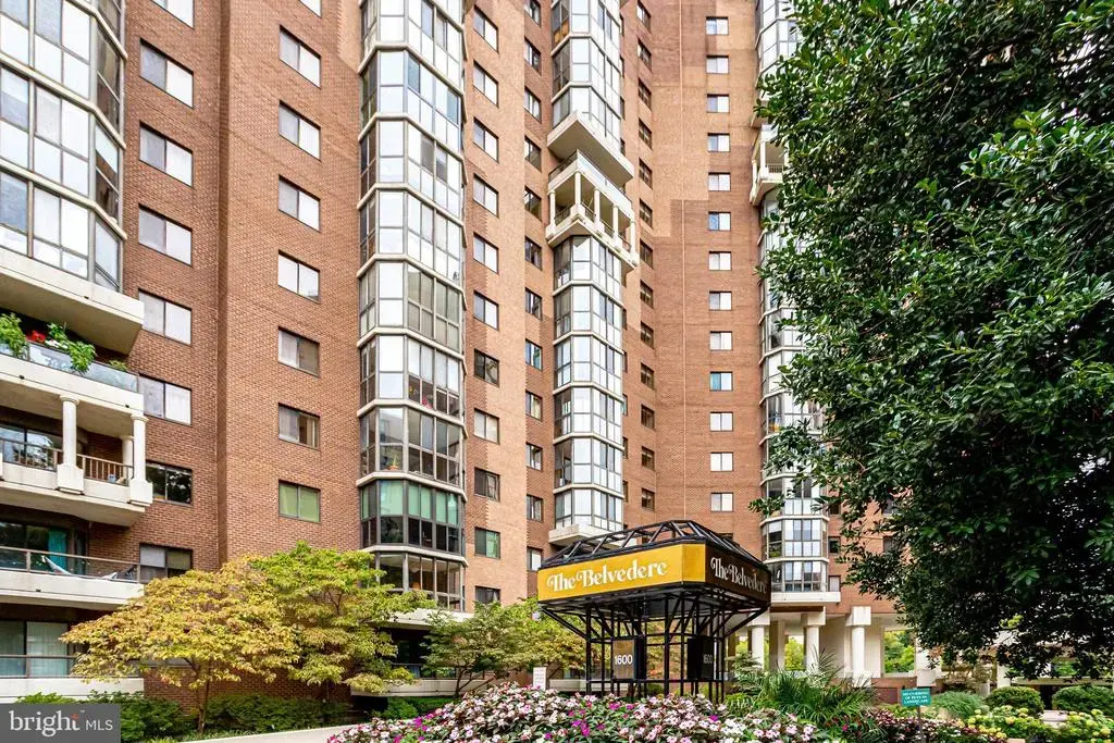1600 N Oak St #1429, ARLINGTON