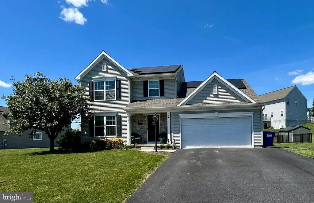 104 Oaken Way, MYERSTOWN