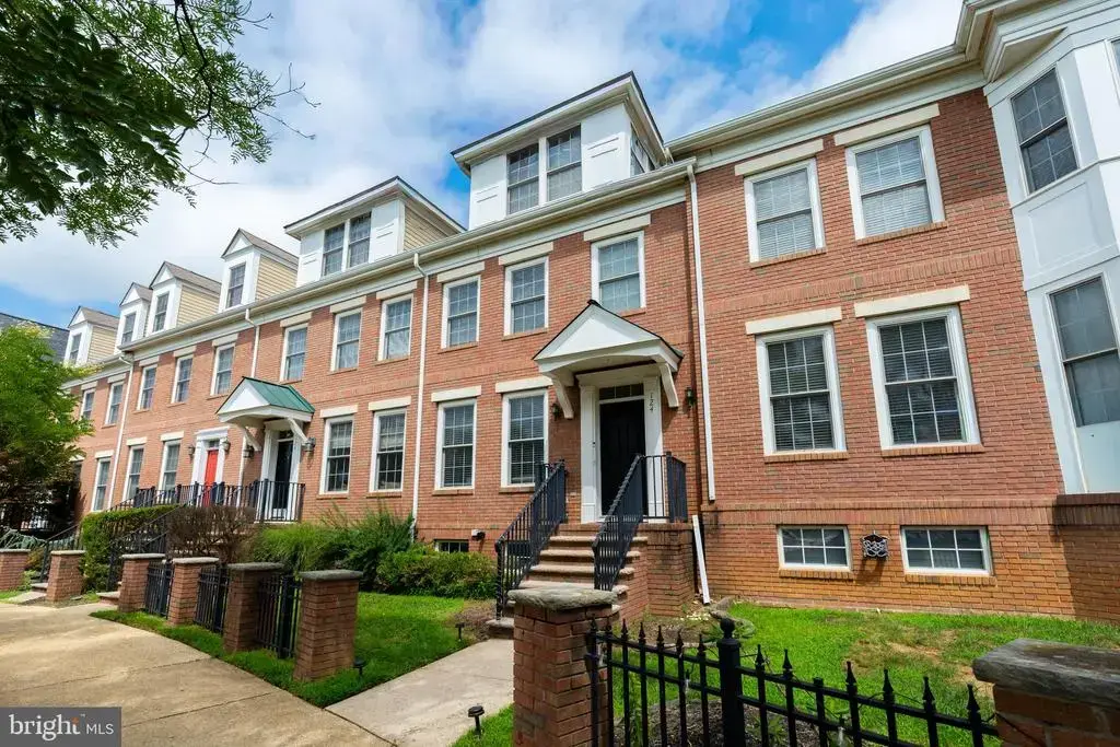 124 Burnet Cres, ROBBINSVILLE