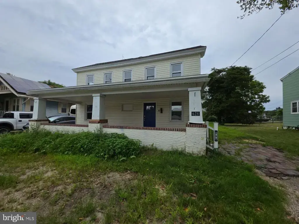 628 Main, LEESBURG