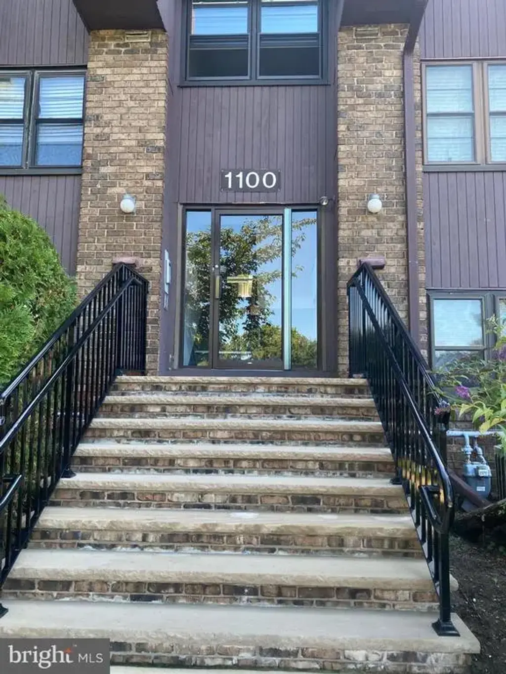 1131 Country Mill Dr, CRANBURY