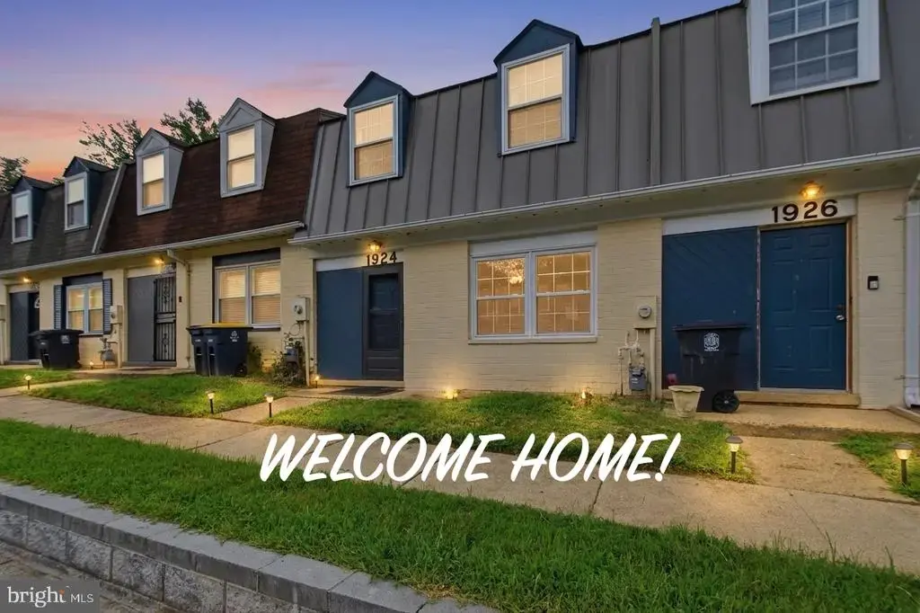 1924 Dutch Village Dr #t-228, HYATTSVILLE