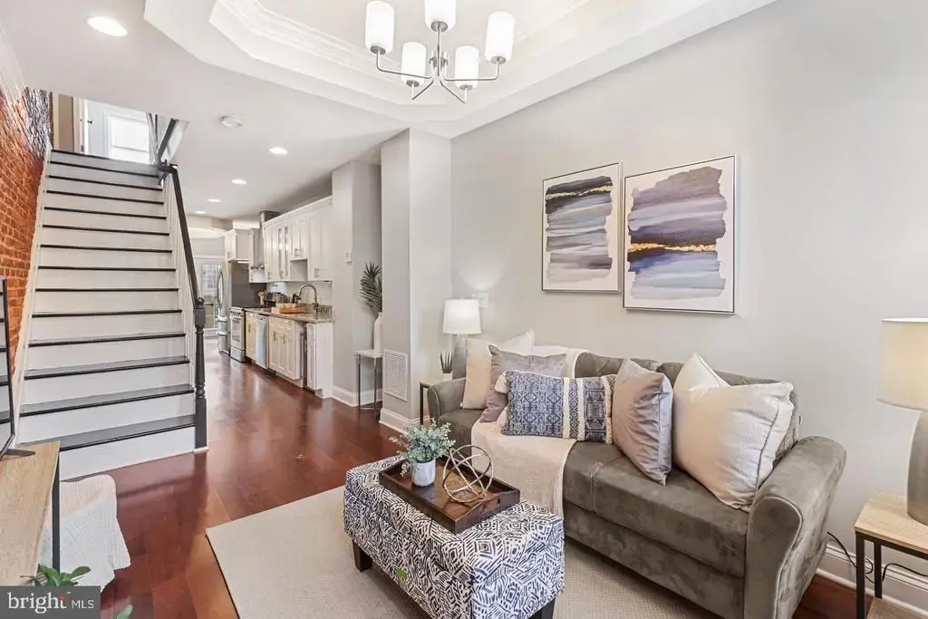 816 S Potomac St, BALTIMORE
