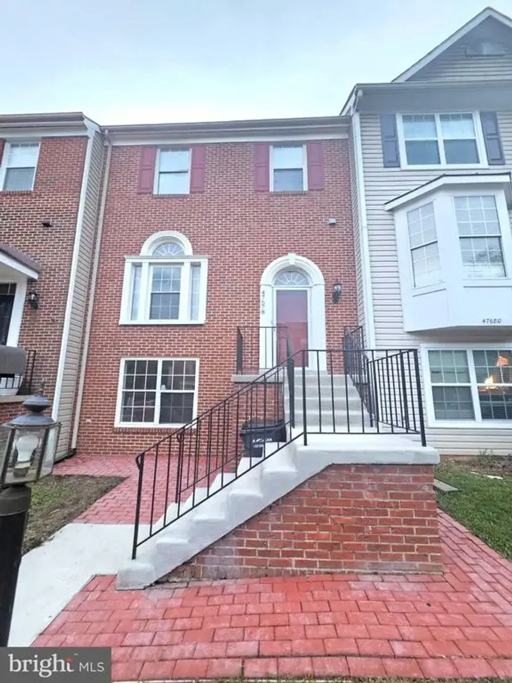 47678 Comer Sq, STERLING