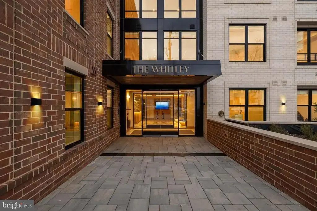 811 N Columbus St #307, ALEXANDRIA