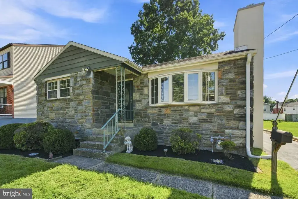 75 5th Ave, BROOMALL