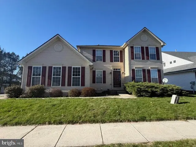 32 Seminole Dr, York