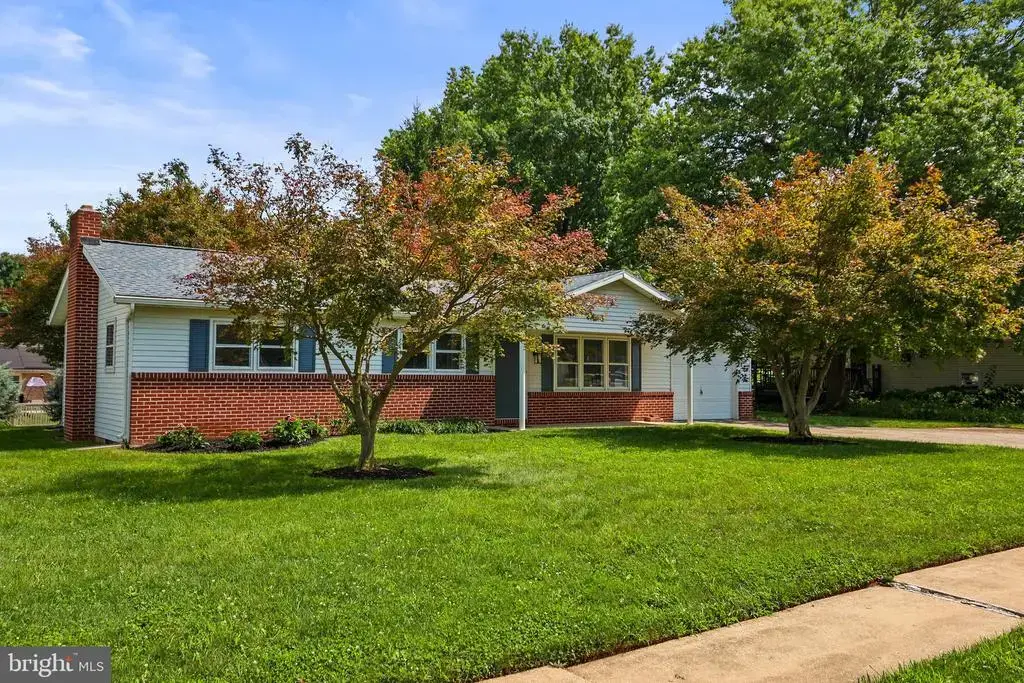3511 Village Rd, DOVER