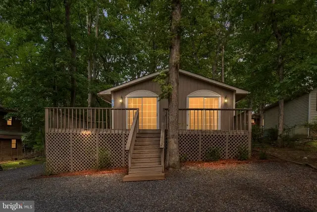 207 Creekside Dr, Locust Grove