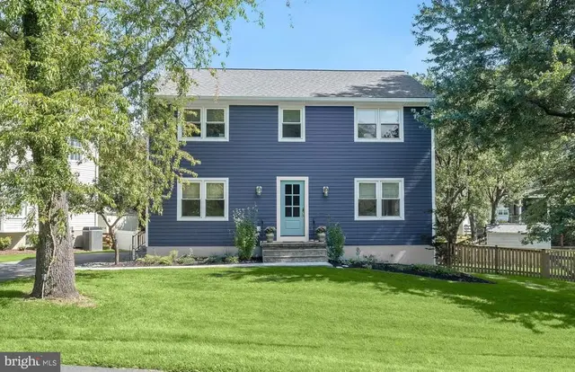 1243 Turkey Point Rd, Edgewater