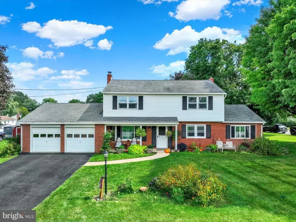 12 Virginia Ave, SHREWSBURY