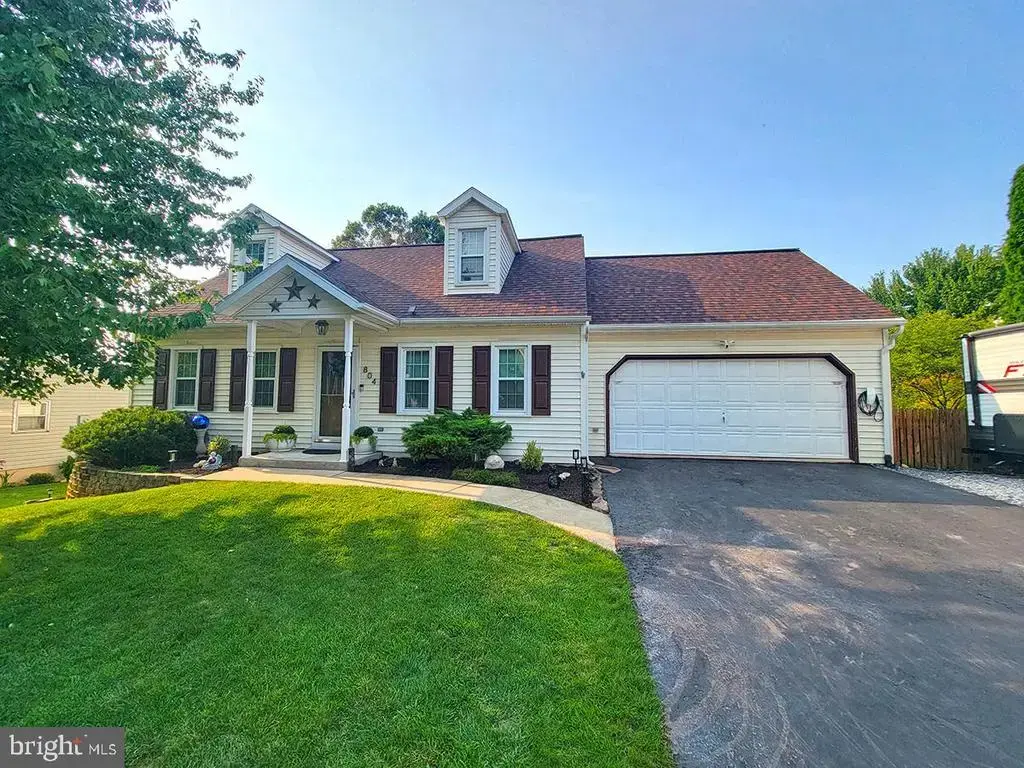 804 Timothy Ln, EPHRATA