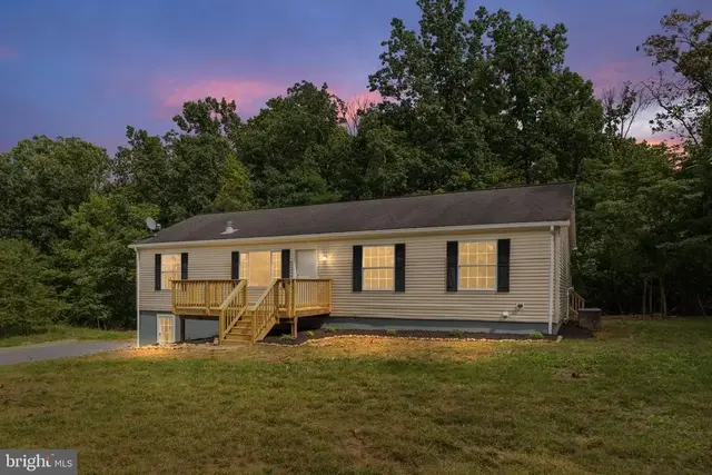 338 Auto Dr, Stanley