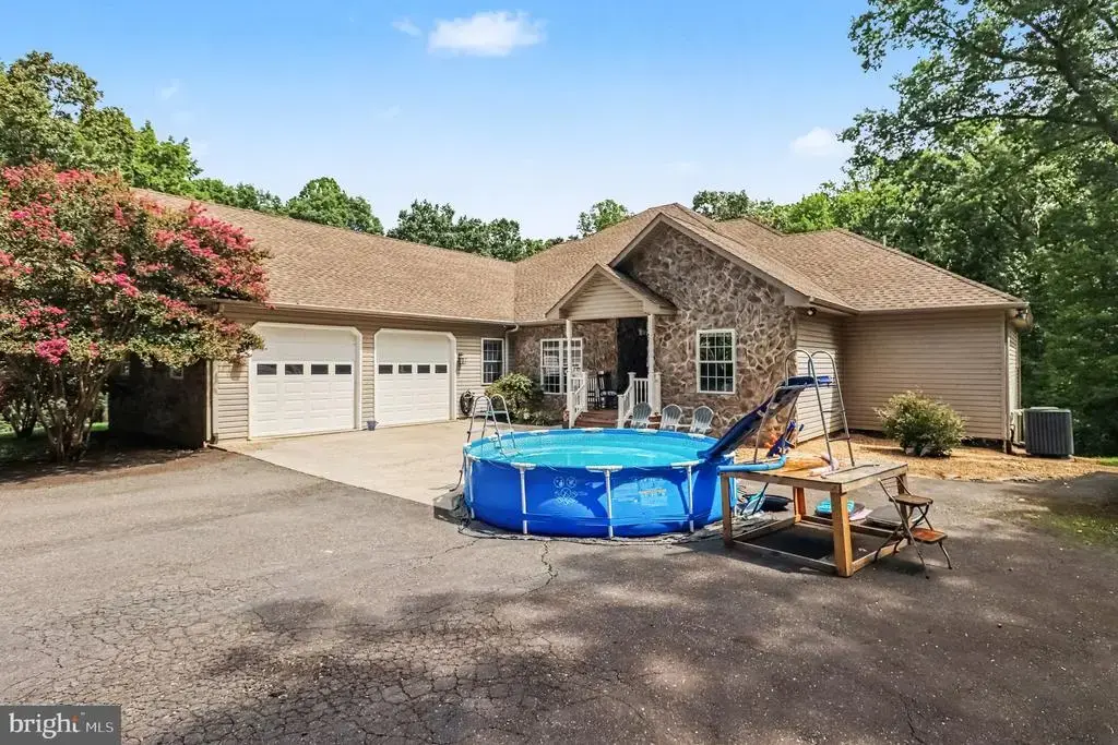 520 Oak Grove Dr, MINERAL