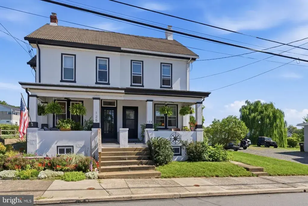123 N Church St, BALLY