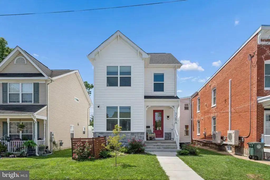 328-a Madison St, FREDERICK