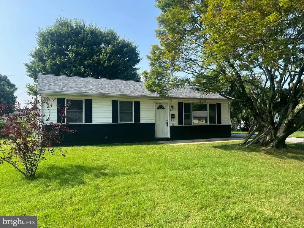 211 N Brownleaf Rd, NEWARK