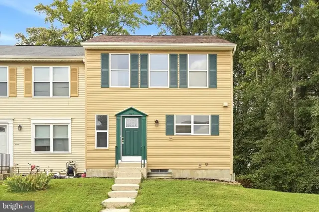 327 Woodside Pl, Waldorf