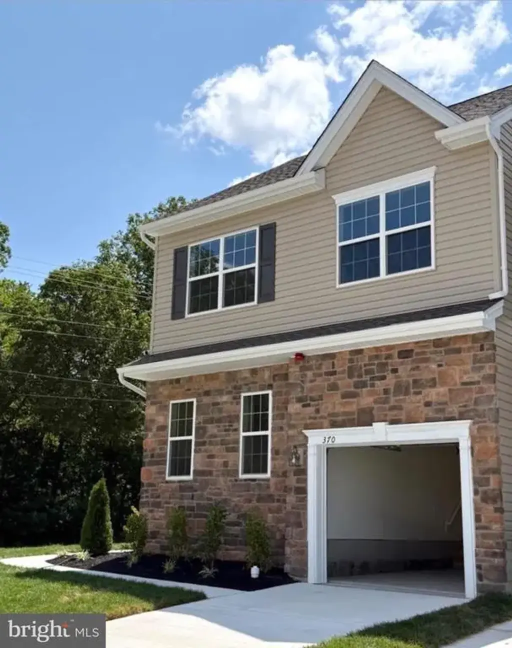 370 Hidden Dr, BLACKWOOD