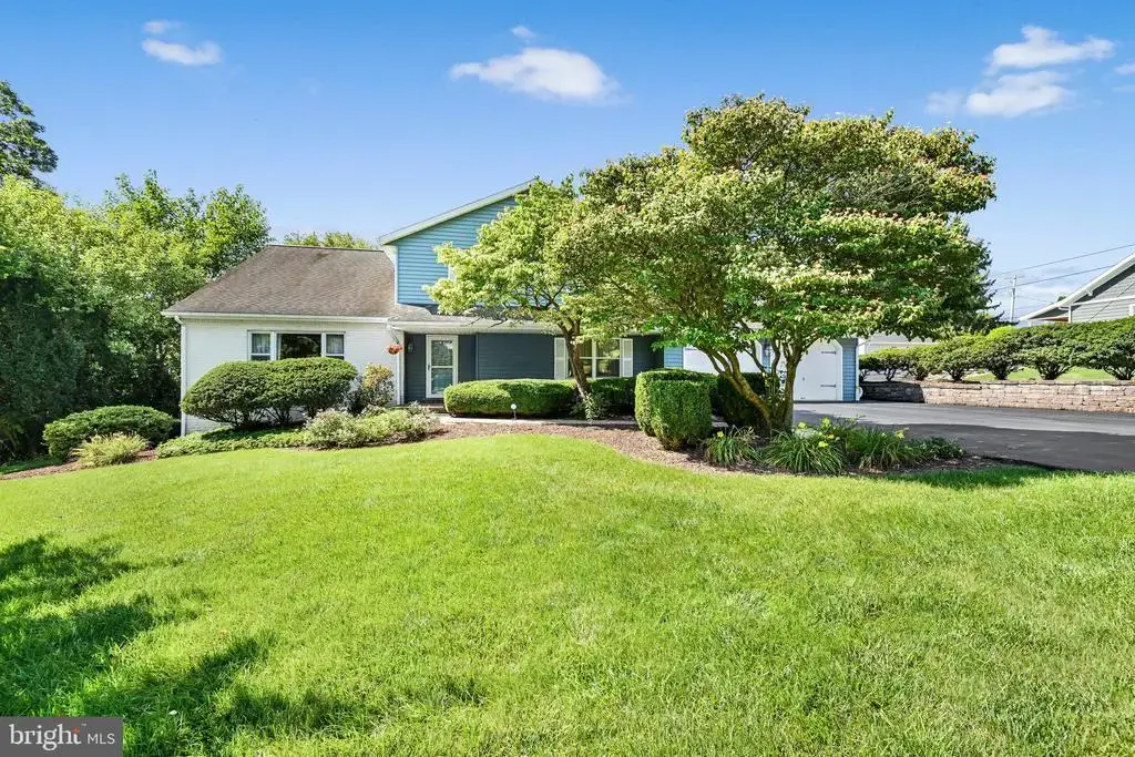 30 W Elm St, CONESTOGA