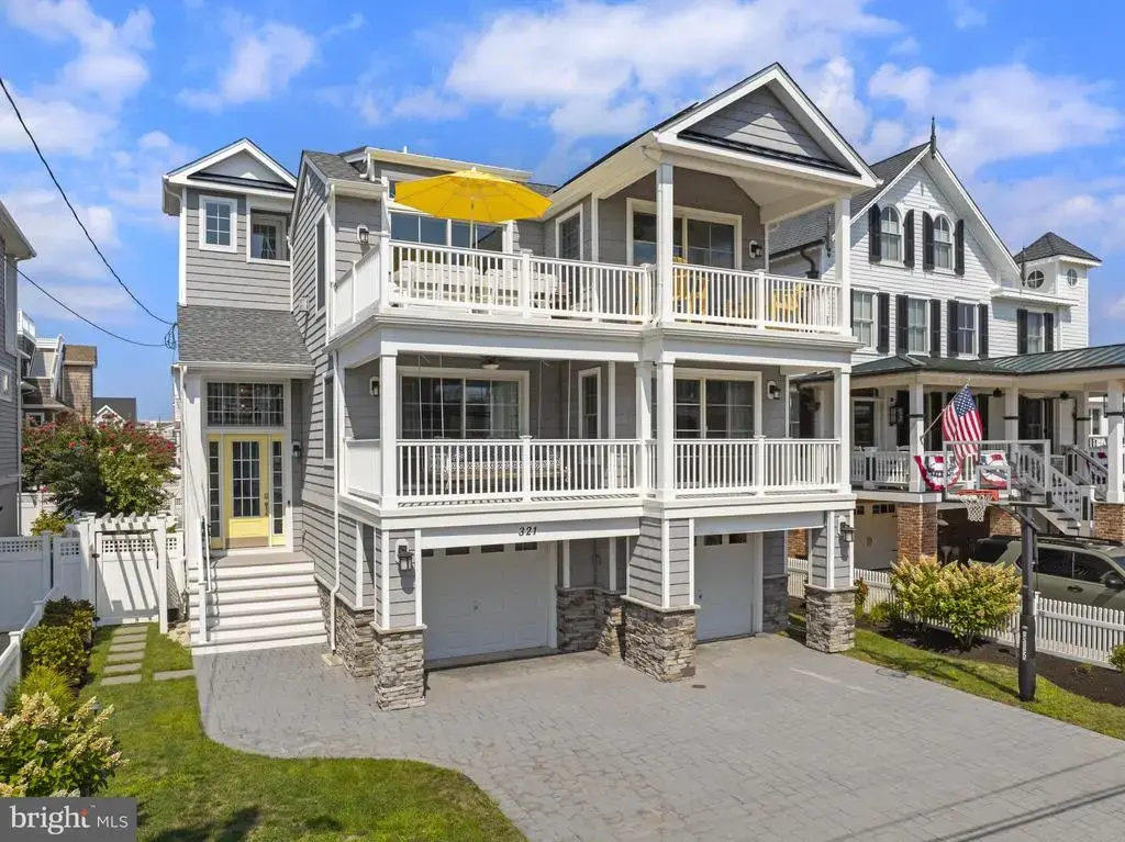 321 Liberty Ave, BEACH HAVEN
