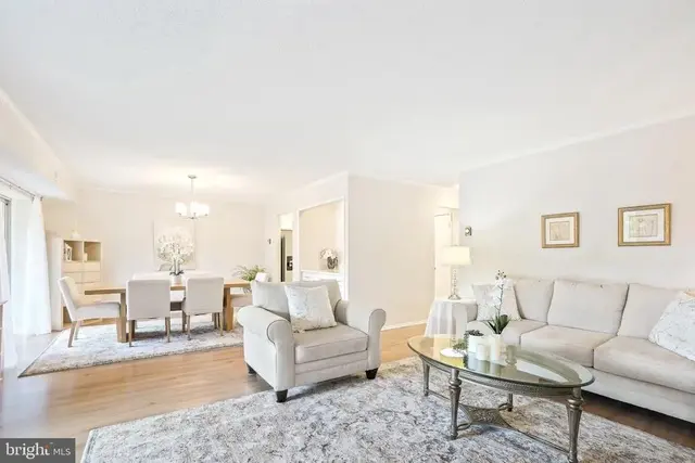 15121 Glade Dr #13-3b, Silver Spring