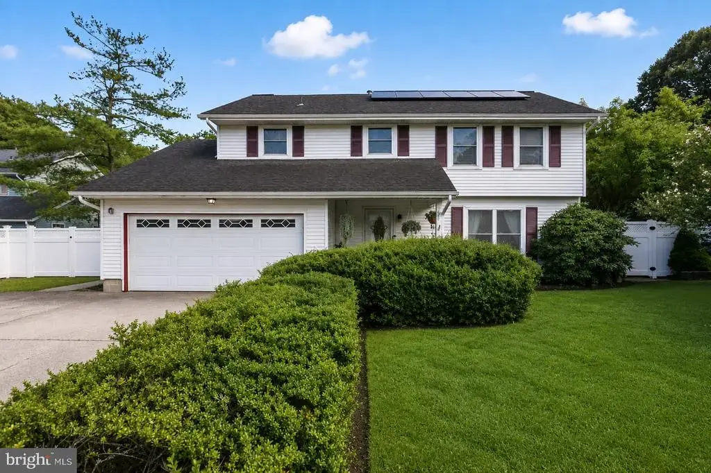 208 Cedarbrook Ct, LITTLE EGG HARBOR TWP