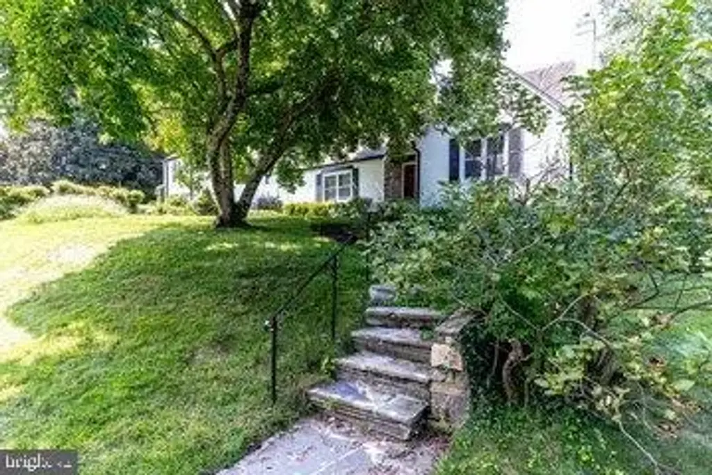 4610 Overbrook Rd, BETHESDA