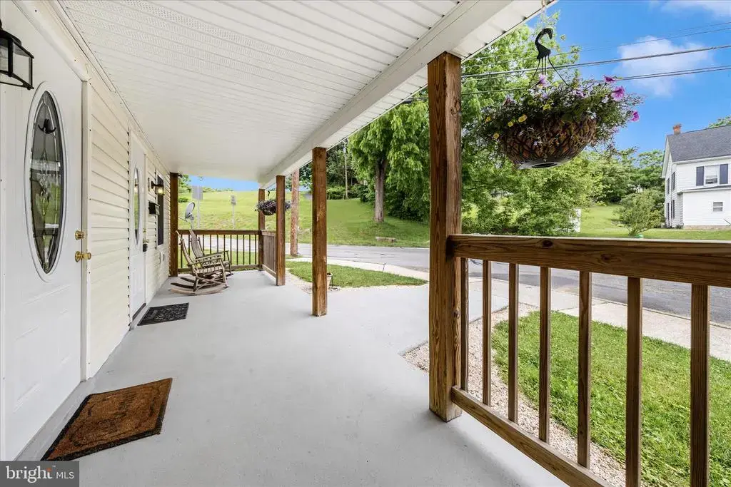455-457 W 5th Street, WAYNESBORO