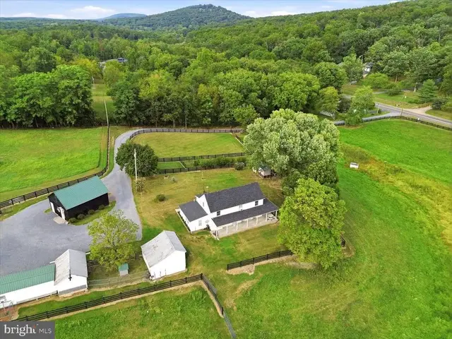 531 Cedar Grove Rd, Winchester