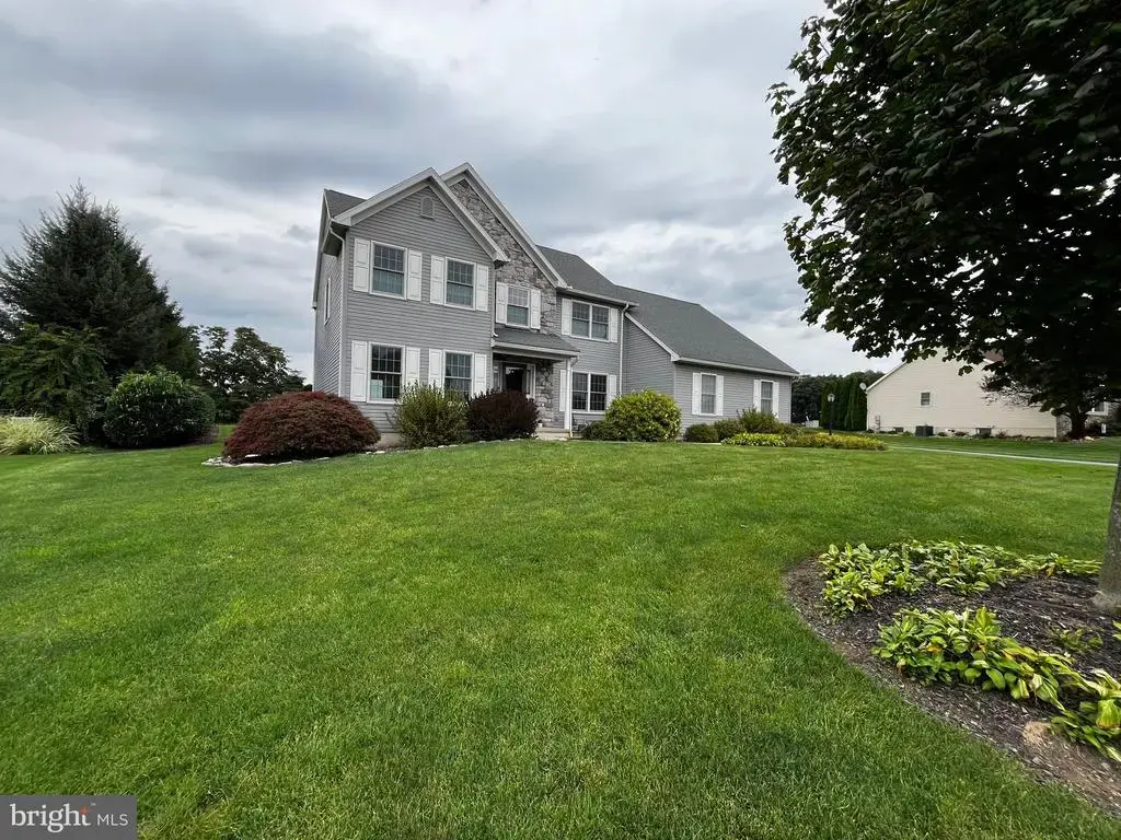 1033 Cider Ln, LEBANON