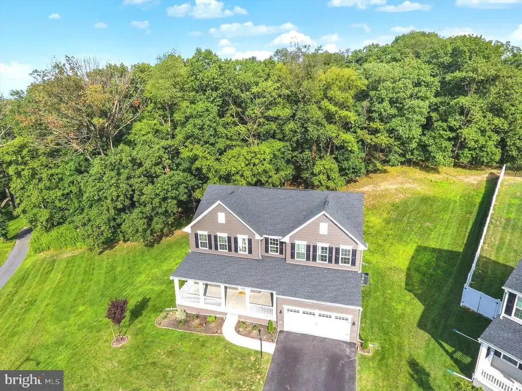 3215 Antonella Dr, HARRISBURG