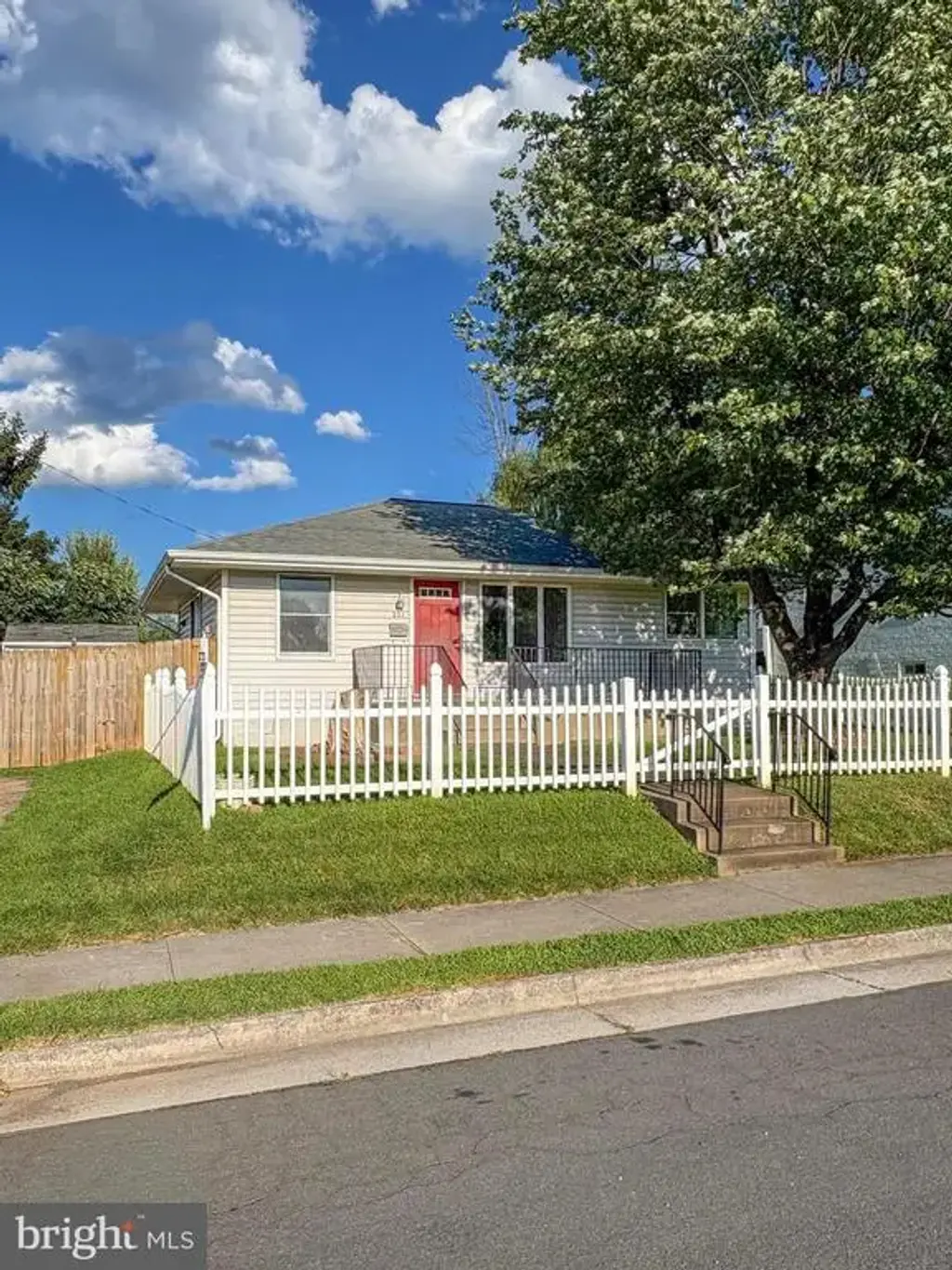 231 Manassas Ave, FRONT ROYAL
