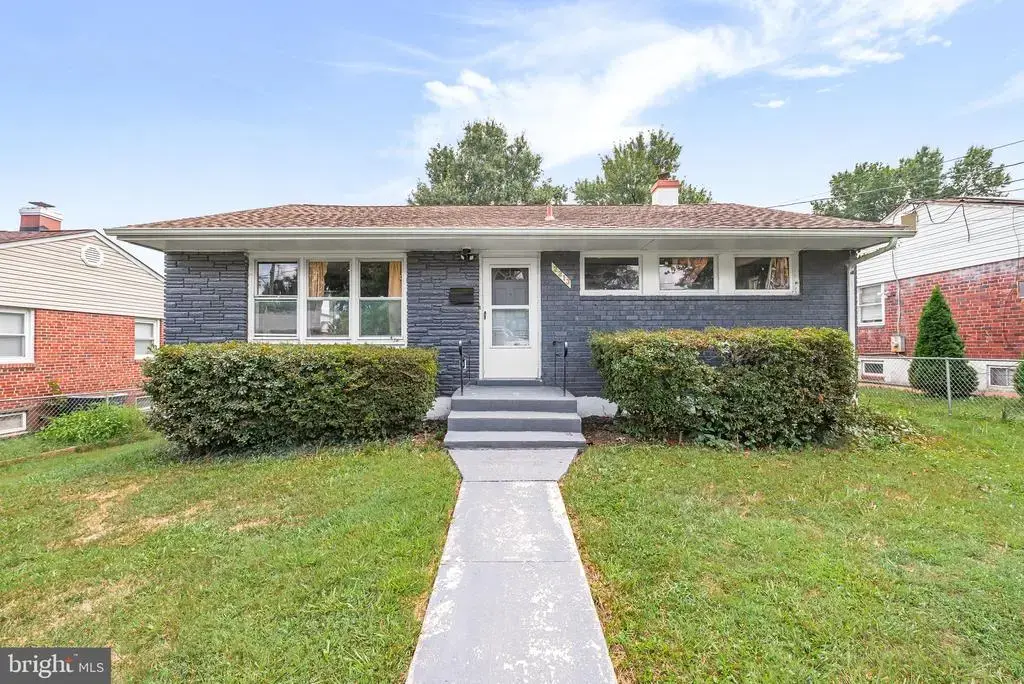 2213 Hannon St, HYATTSVILLE