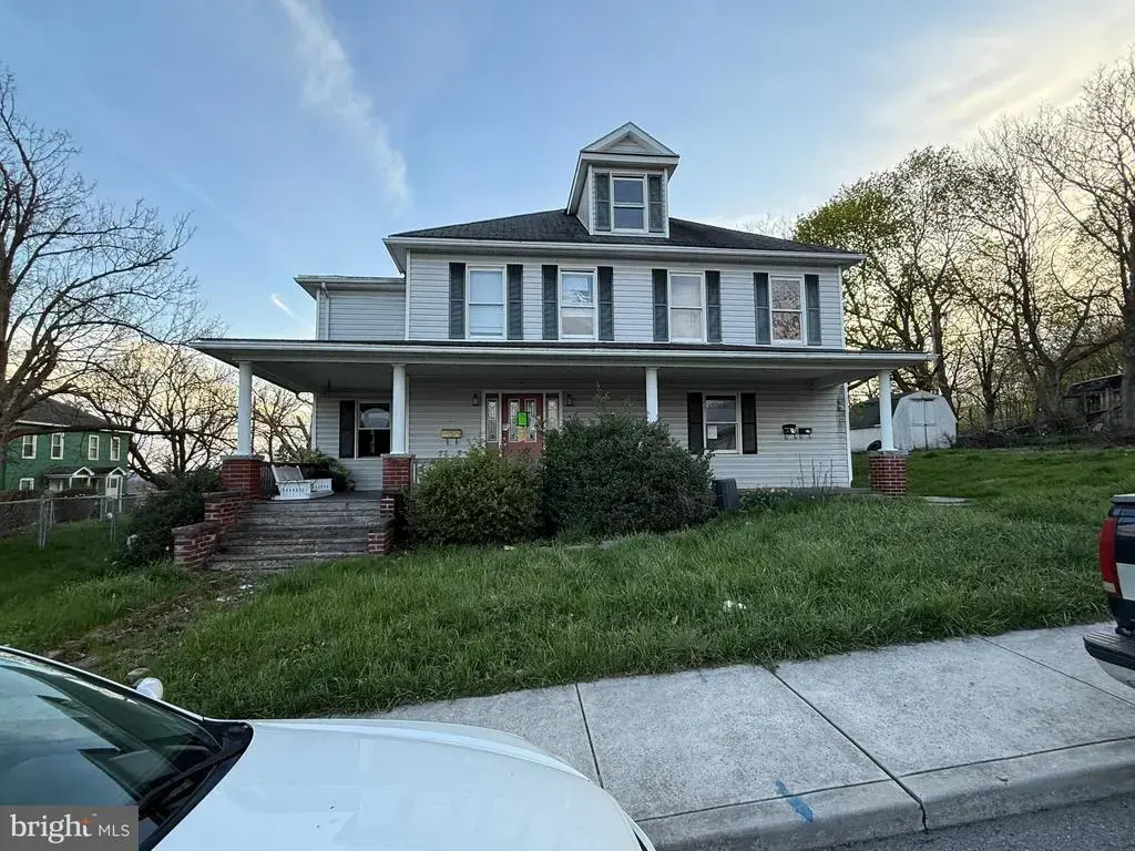 118 W Mechanic St, FROSTBURG