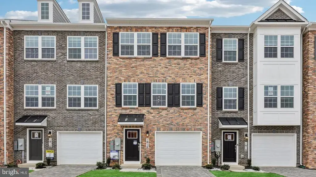648 Arden Ct, WINCHESTER