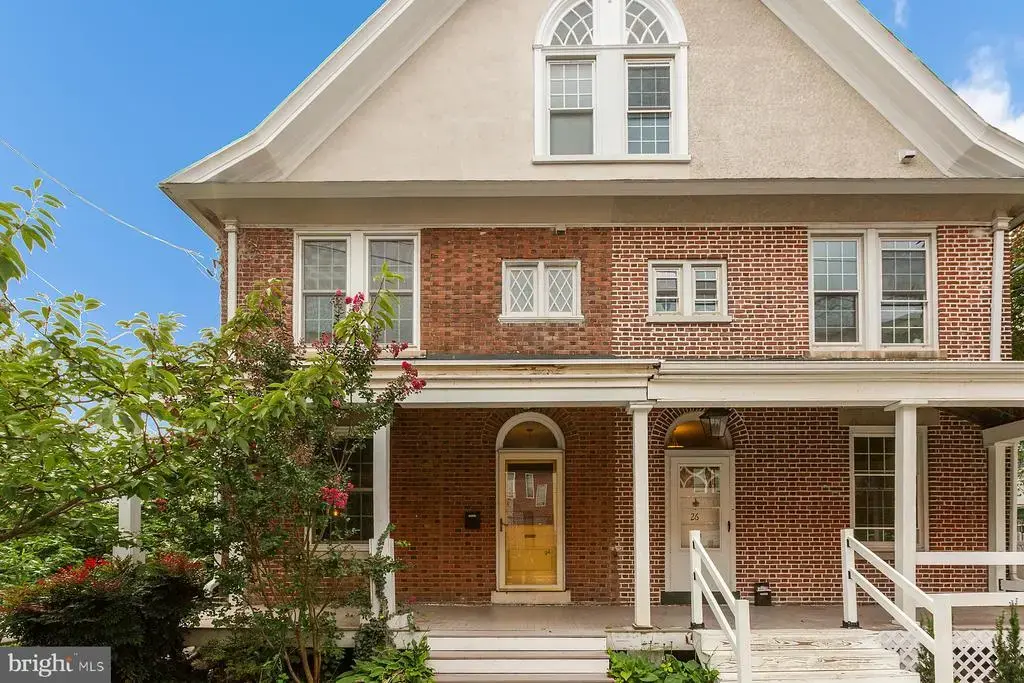 24 Race Ave, LANCASTER