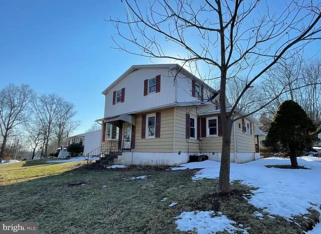 996 Allentown Rd, GREEN LANE
