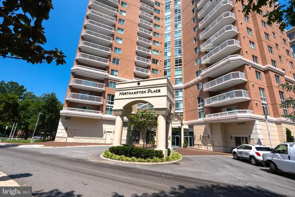 3101 N Hampton Dr #606, ALEXANDRIA