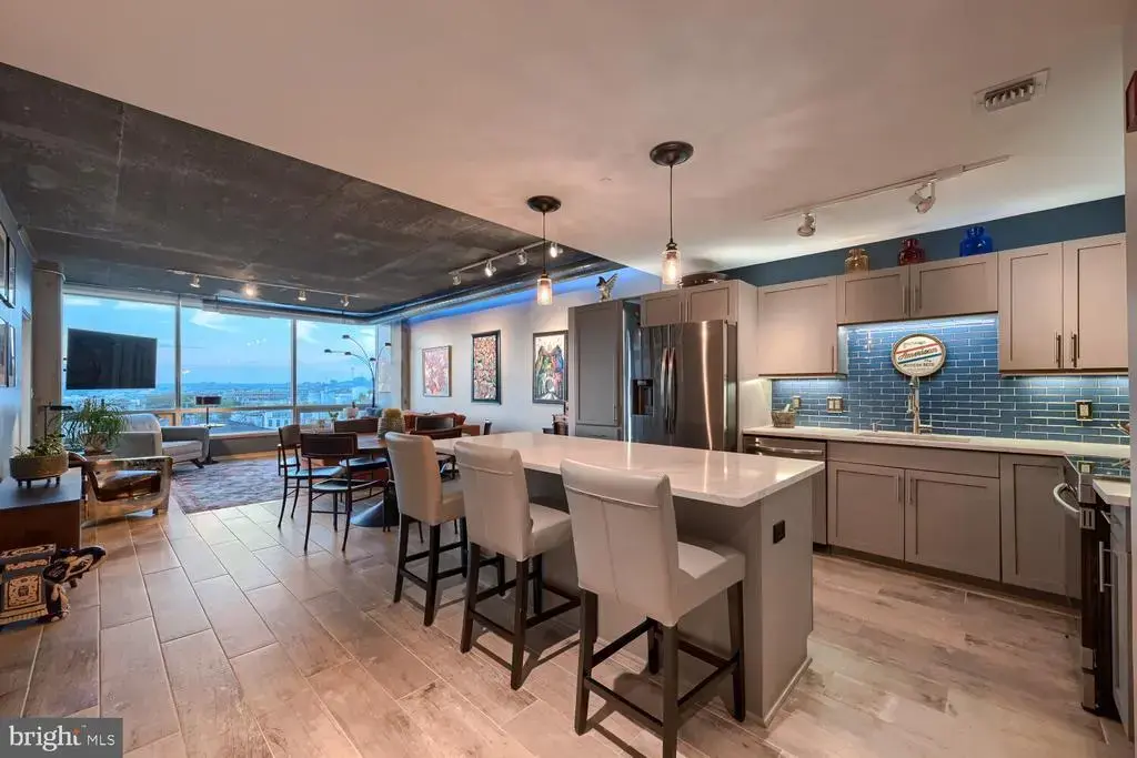 1200 Steuart St #528, BALTIMORE