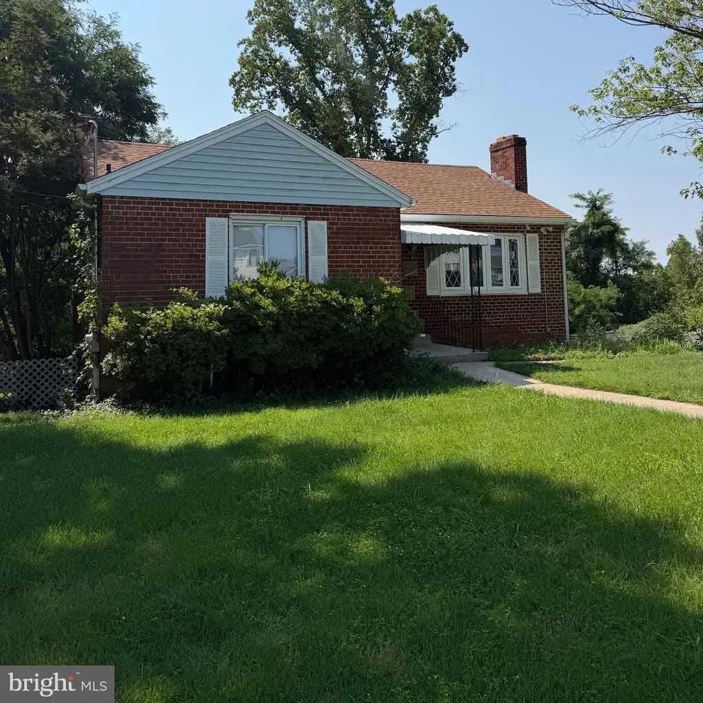 1729 Iverson St, OXON HILL
