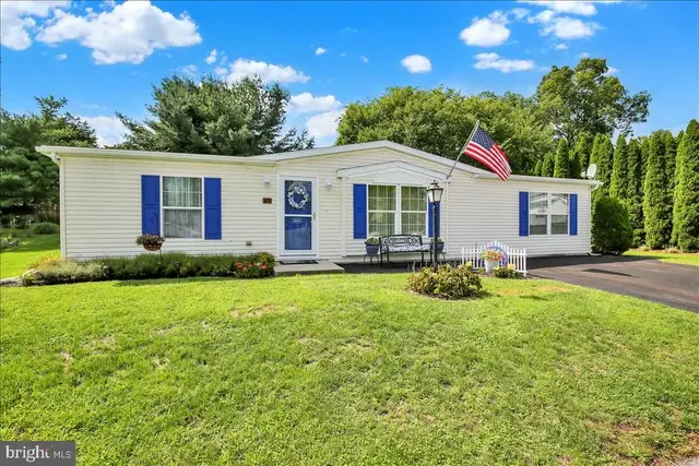 409 Cedar Ln, Birdsboro