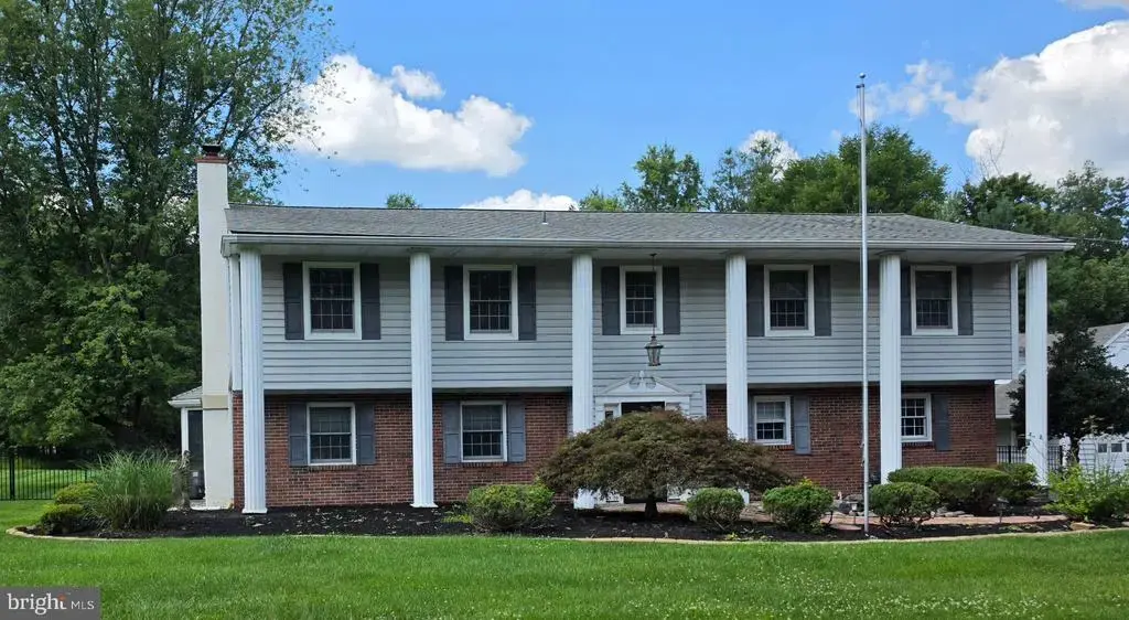 1239 Limekiln Pike, AMBLER
