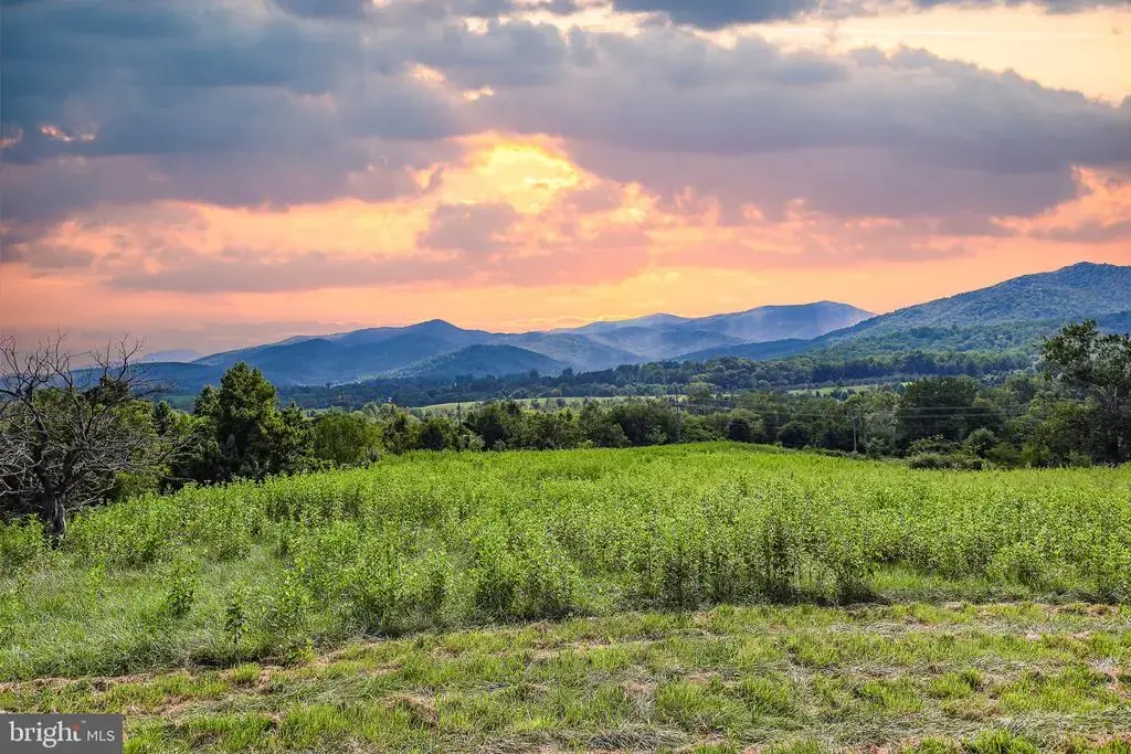 Tbd 0 Lee Hwy 66.8ac Taxid38-91, SPERRYVILLE